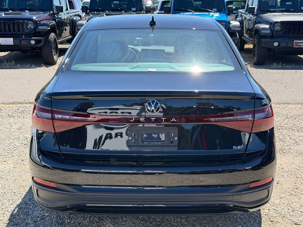 New 2026 Deep Black Pearl Volkswagen 1.5T SE image 8