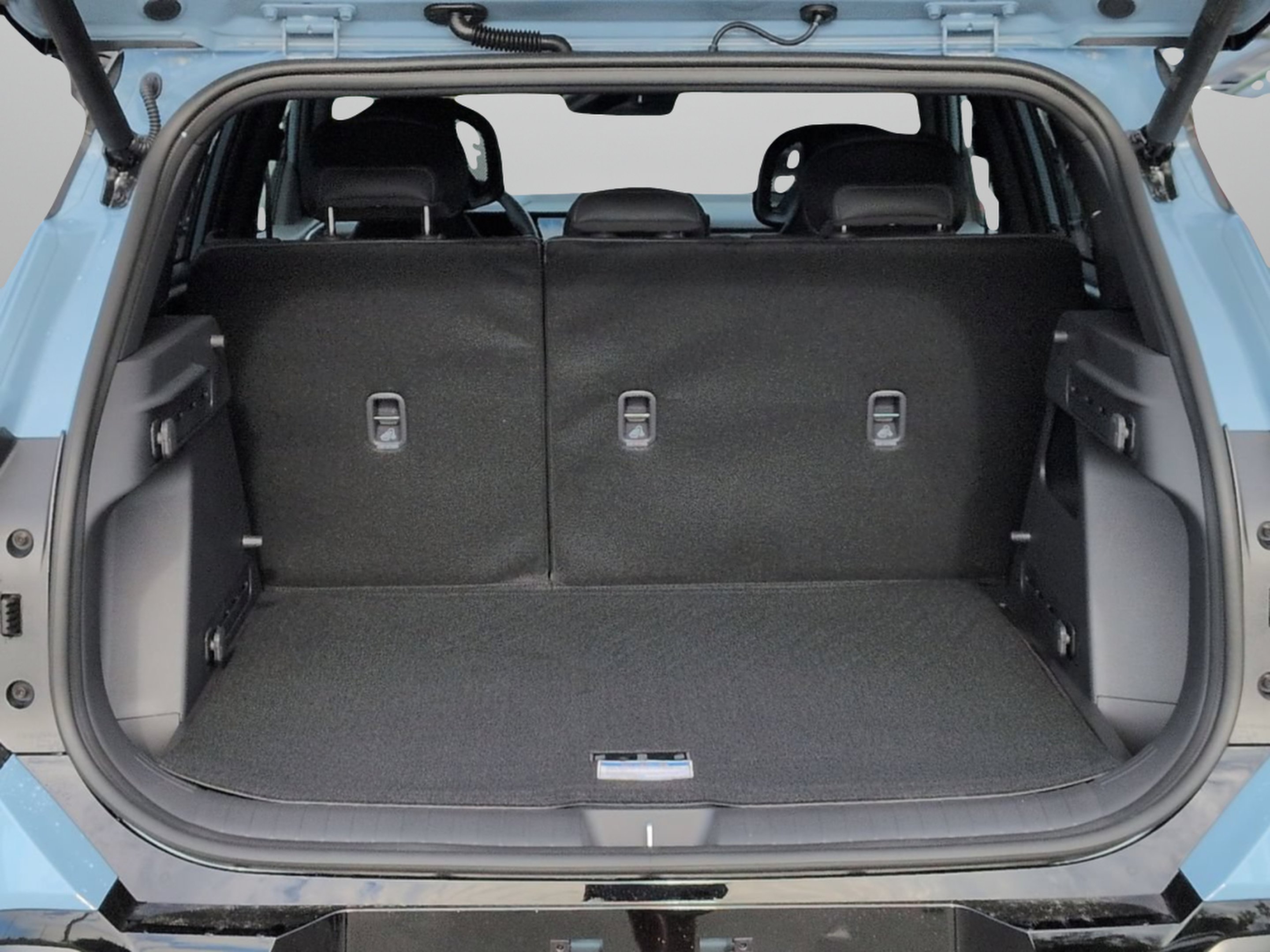 New 2027 Frost Blue Kia X-Line S image 10