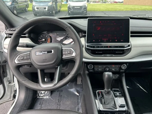 Used 2024 White Jeep Limited image 34