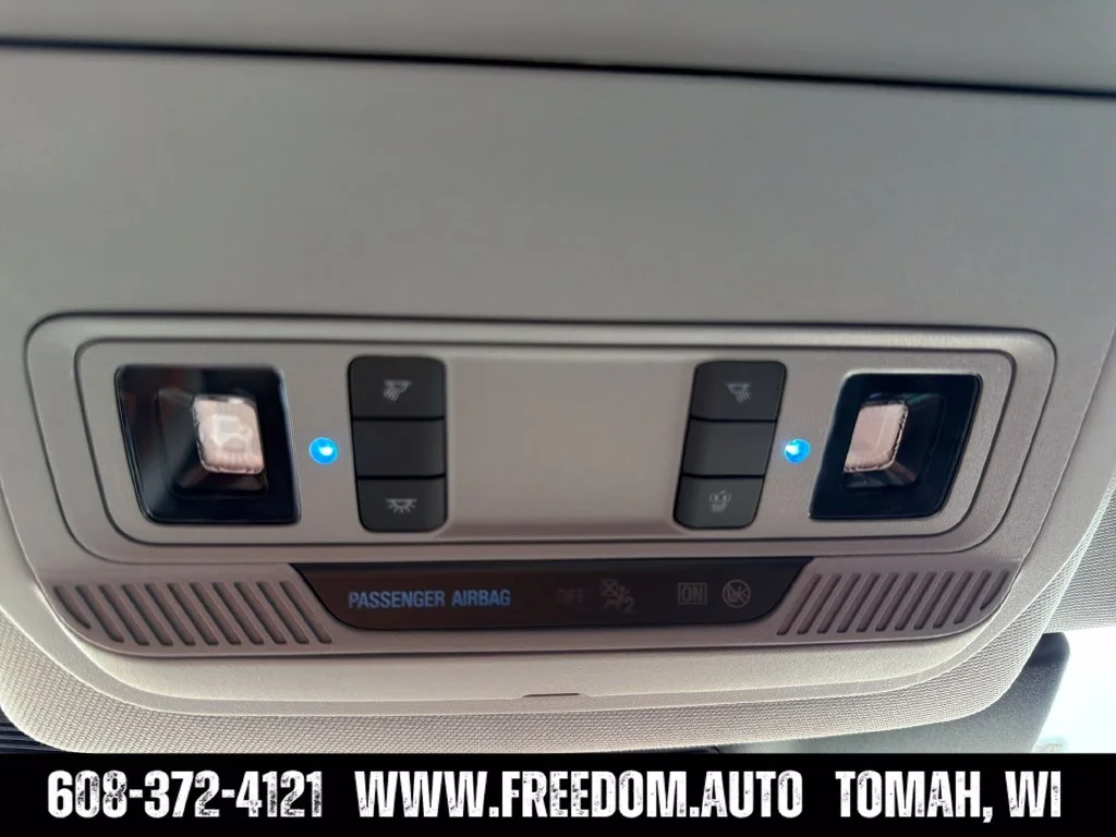 Used 2022 Blue Metallic Ford XLT image 22
