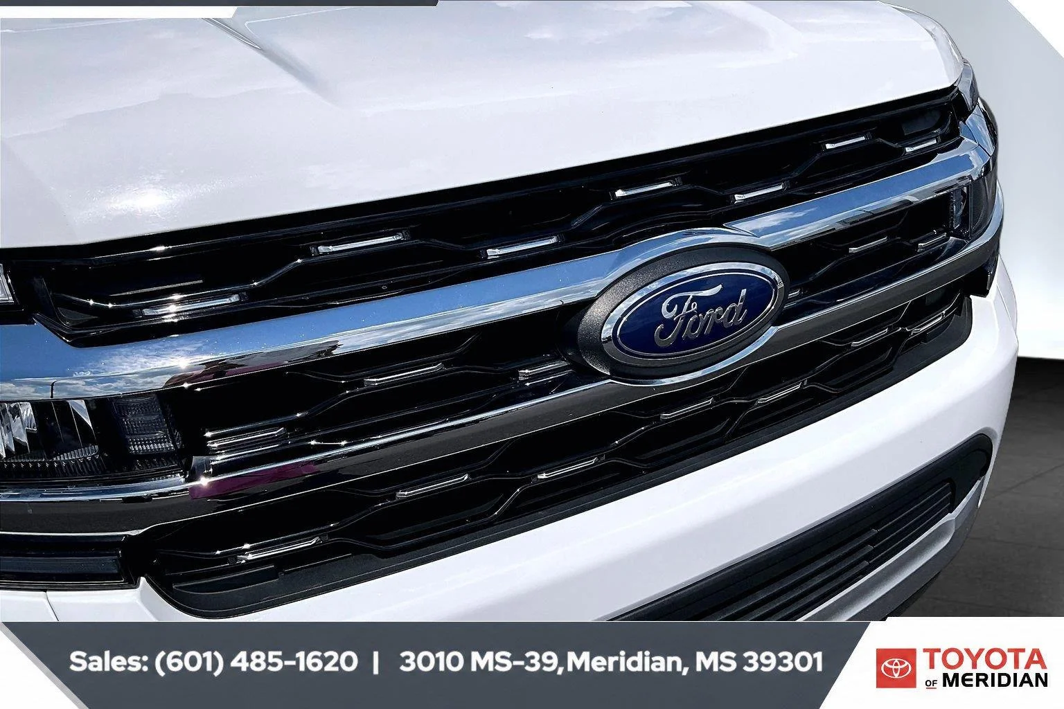 Used 2024 Oxford White Ford Limited image 22