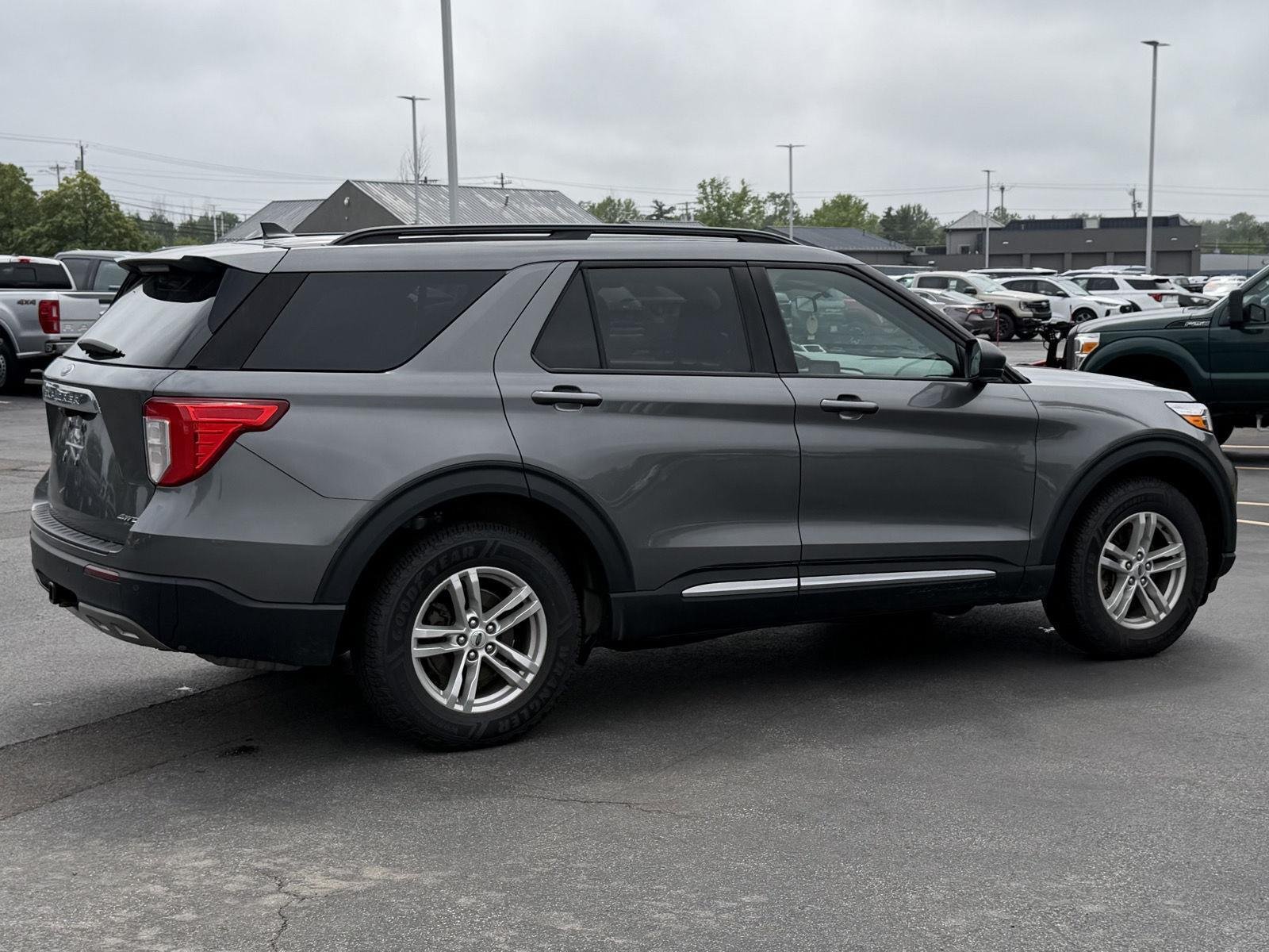 Used 2023 Carbonized Gray Ford XLT image 3