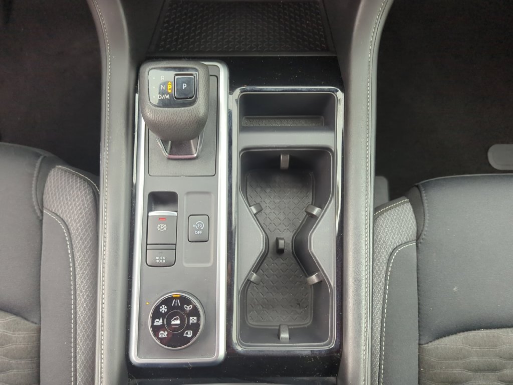 Used 2025 Gray Nissan SV image 21