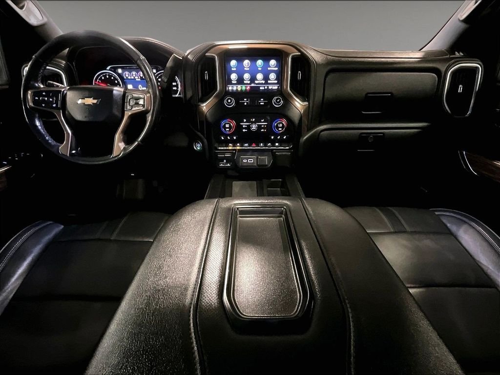 Used 2019 White Chevrolet High Country image 21