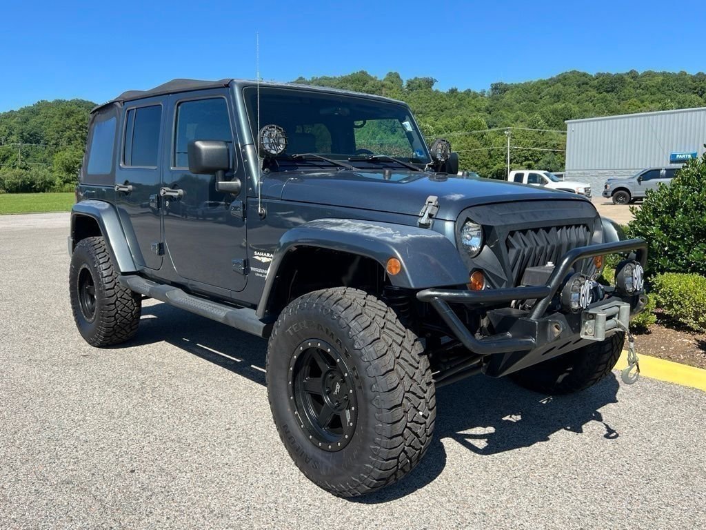 Used 2008 Steel Blue Metallic Jeep Unlimited Sahara image 13