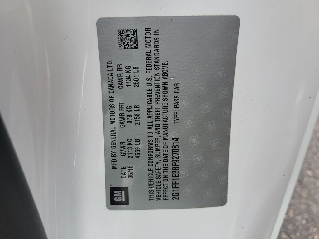 Used 2015 White Chevrolet 2LT image 35