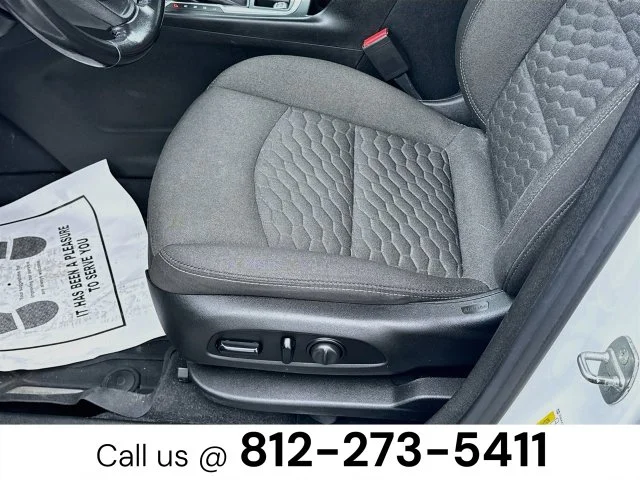 Used 2020 White Chevrolet LT image 18