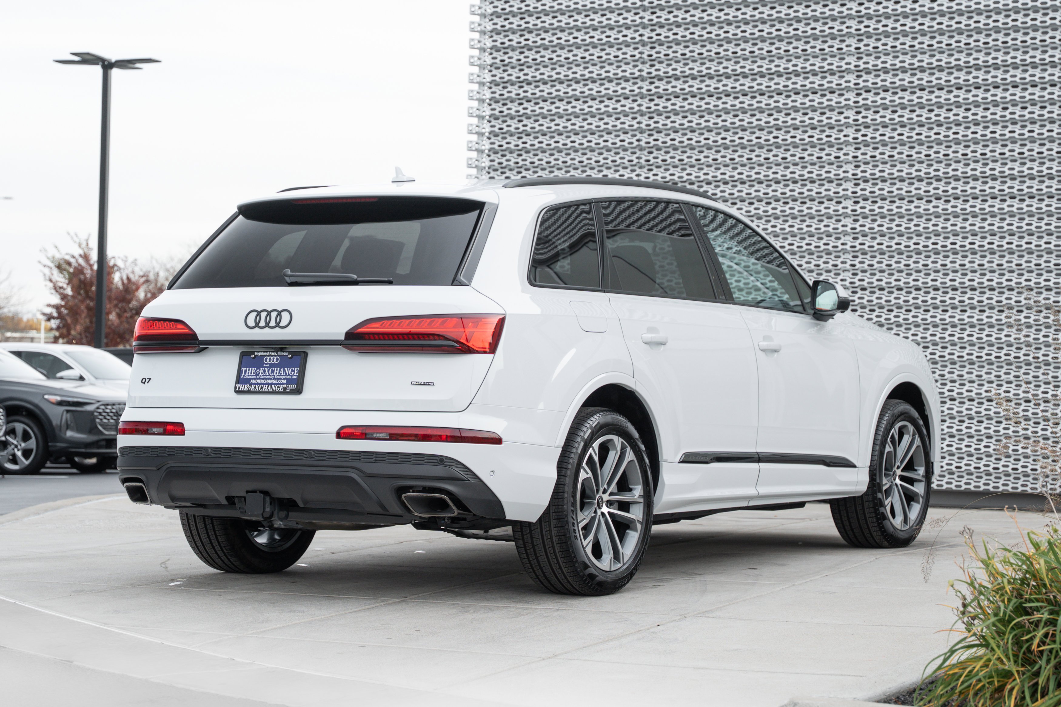 2025 Audi Q7 Premium Plus - Photo 4