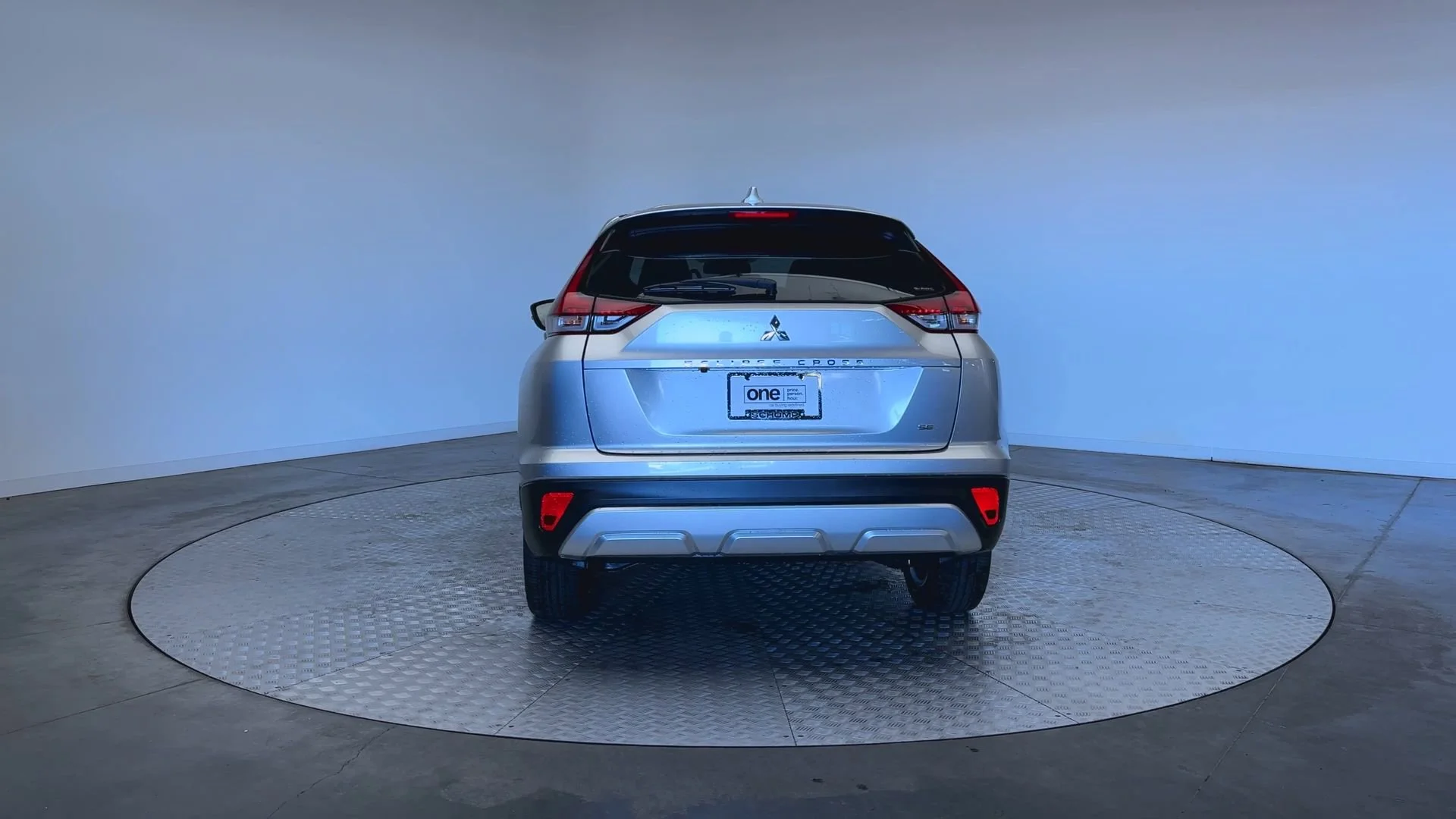 New 2026 Alloy Silver Metallic Mitsubishi SE image 7
