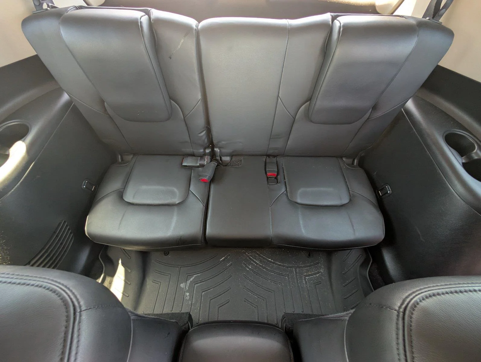Used 2023 Brilliant Silver Metallic Nissan SL image 42