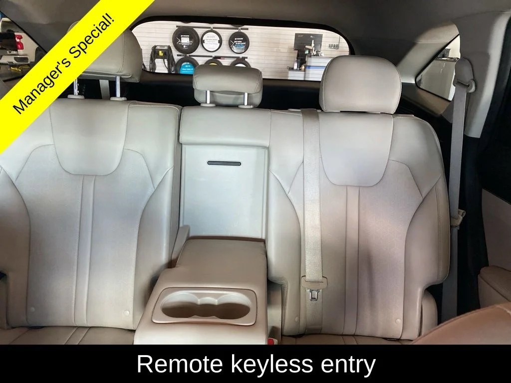 Used 2022 Gray Kia S image 13