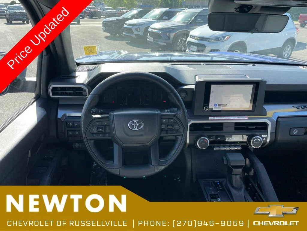Used 2025 Blue Toyota SR5 image 17