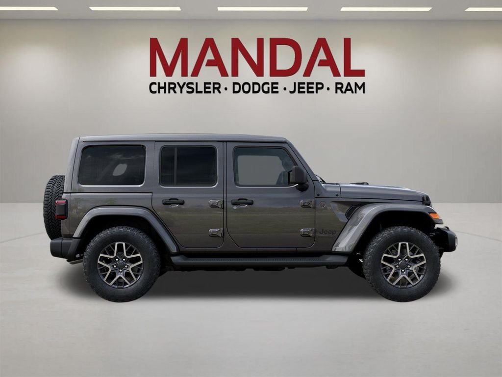 New 2026 Granite Crystal Metallic Clear-Coat Exterior Paint Jeep Sahara image 21