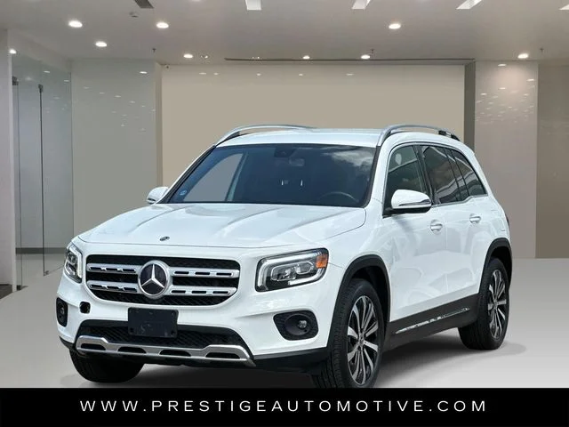 Used 2022 White Mercedes-Benz GLB 250 image 1