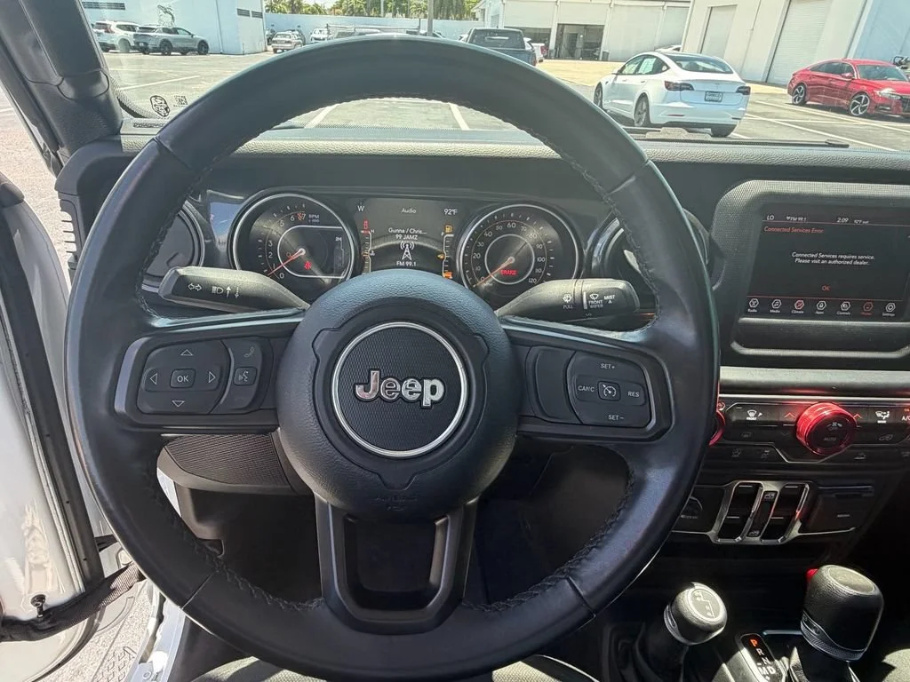 Used 2022 White Jeep Altitude 4x4 image 20