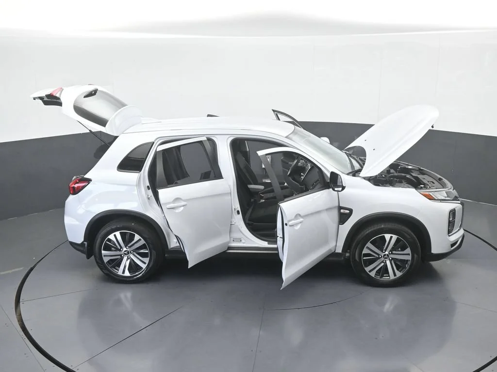 New 2027 White Diamond Mitsubishi 2.0 ES 2WD image 62