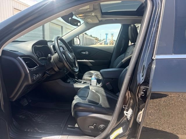 Used 2020 Black Jeep Limited image 4