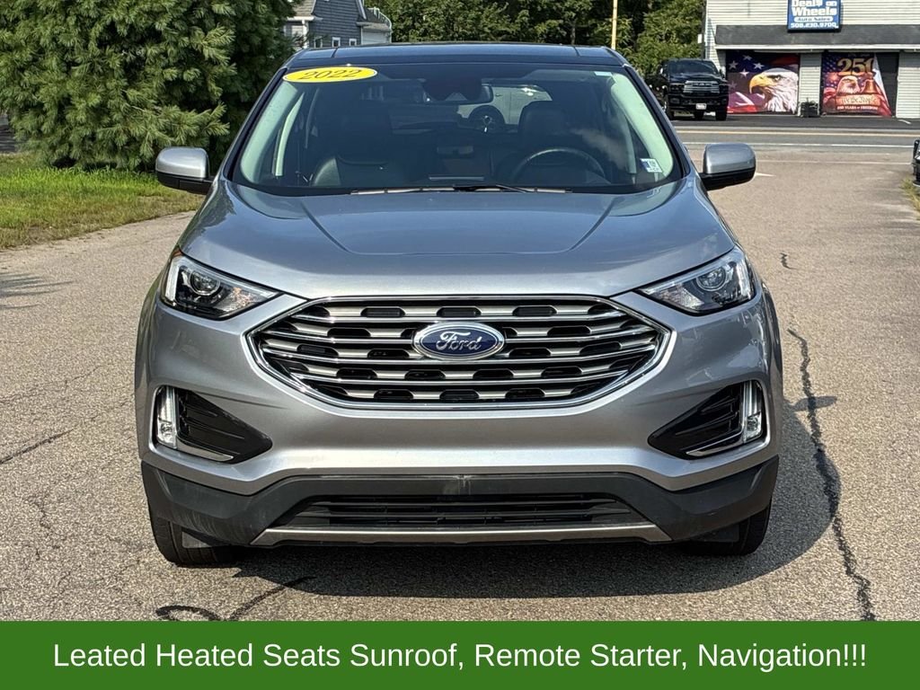 Used 2022 Silver Ford SEL image 2
