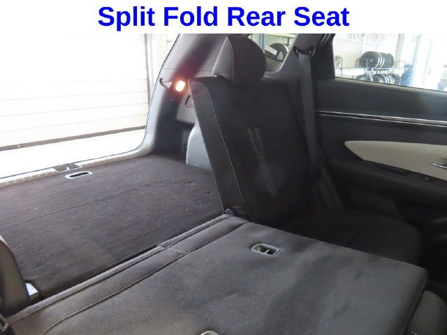 Used 2024 White Pearl Hyundai SEL image 32