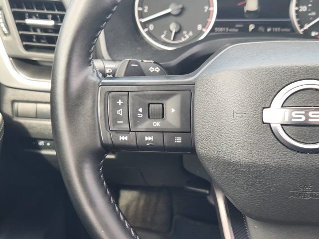 Used 2025 Gray Nissan SV image 27