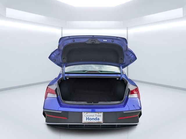 Used 2025 Blue Hyundai SEL Convenience image 13