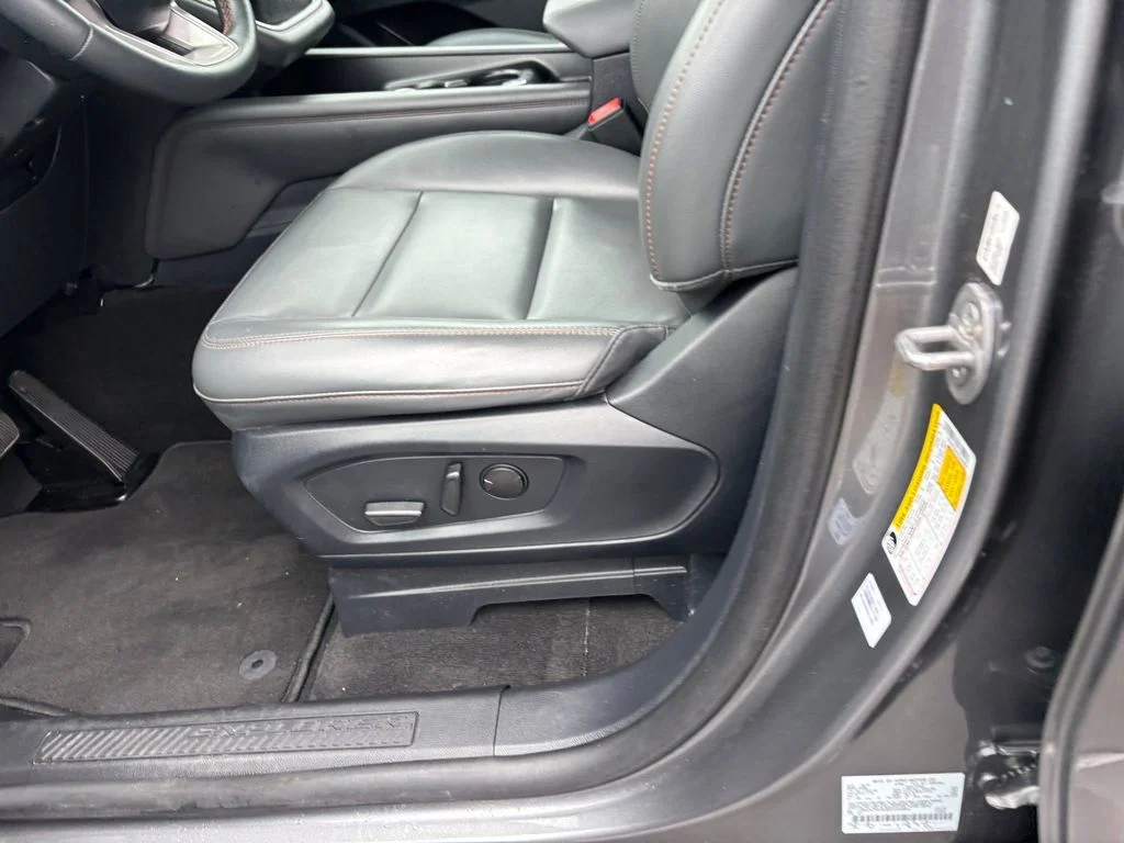 Used 2025 Gray Ford Active image 24