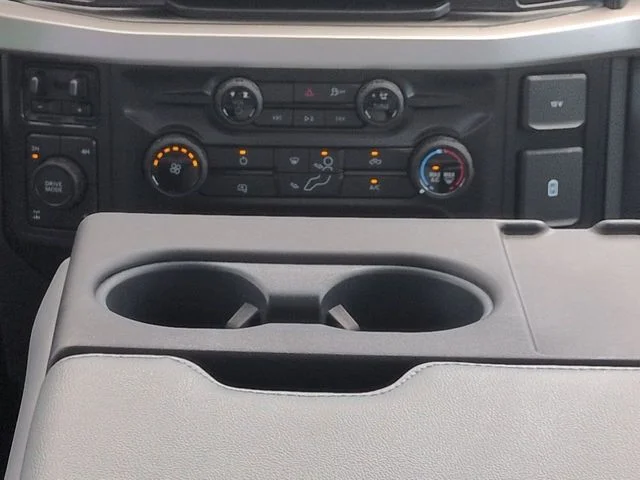 New 2026 Oxford White Ford F-250® XL image 19