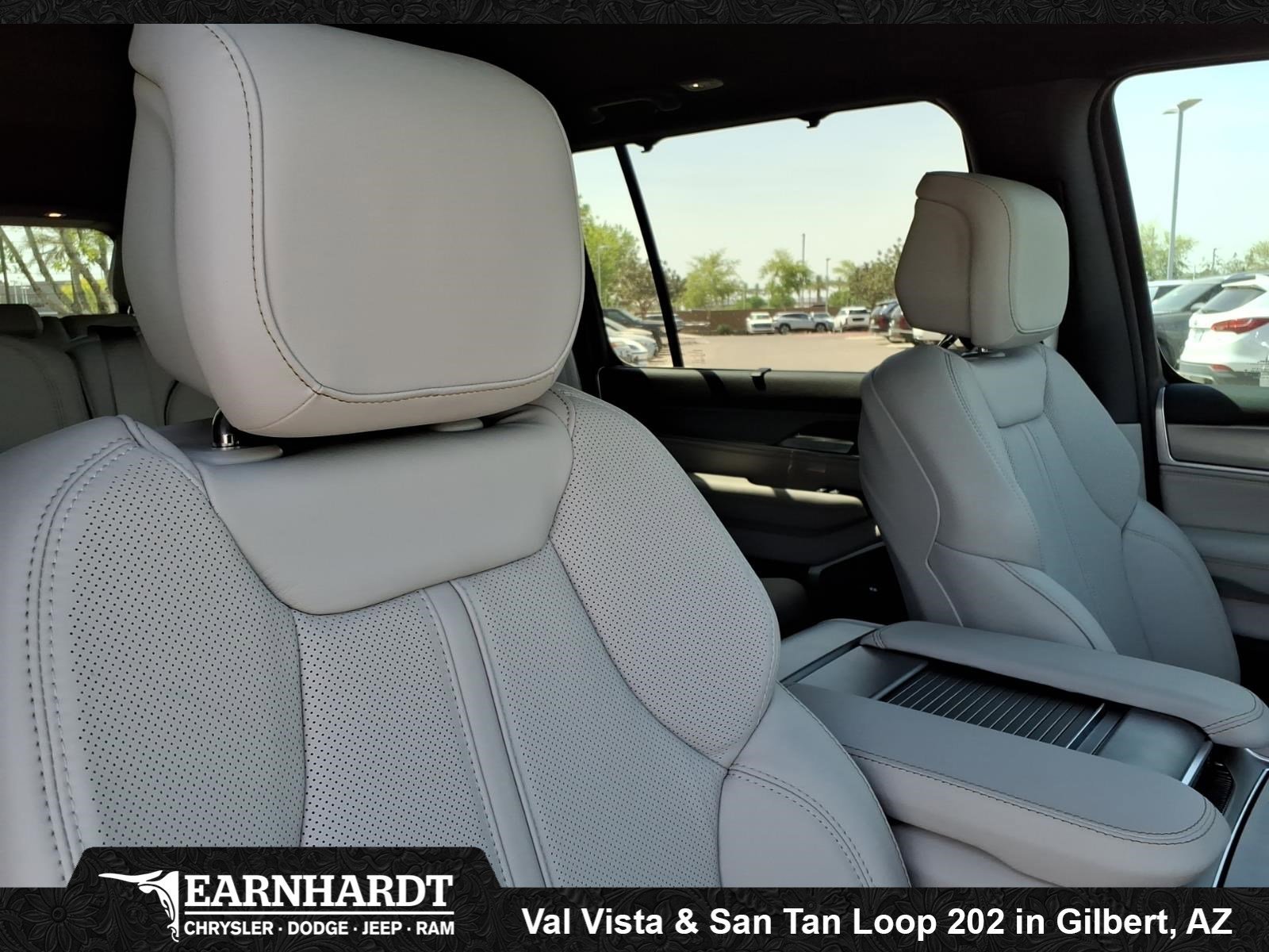 New 2026 Steel Blue Exterior Paint Jeep Limited Altitude image 7