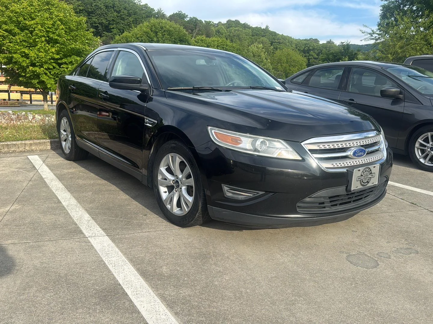 2012 Ford Taurus SEL AWD's photo