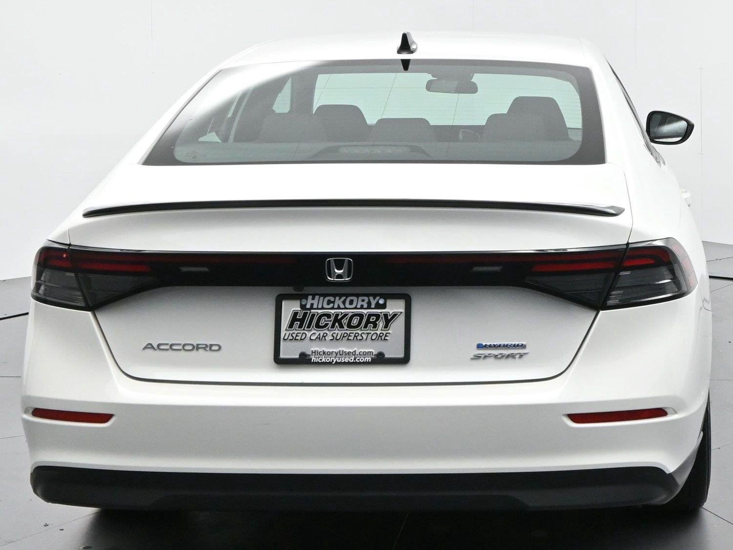 Used 2024 Platinum White Pearl Honda Sport image 2