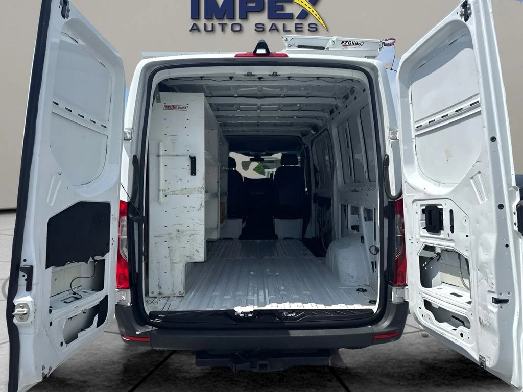 Used 2023 White Mercedes-Benz Cargo 144 WB image 22