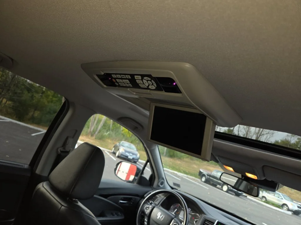 Used 2016  Honda Touring image 25