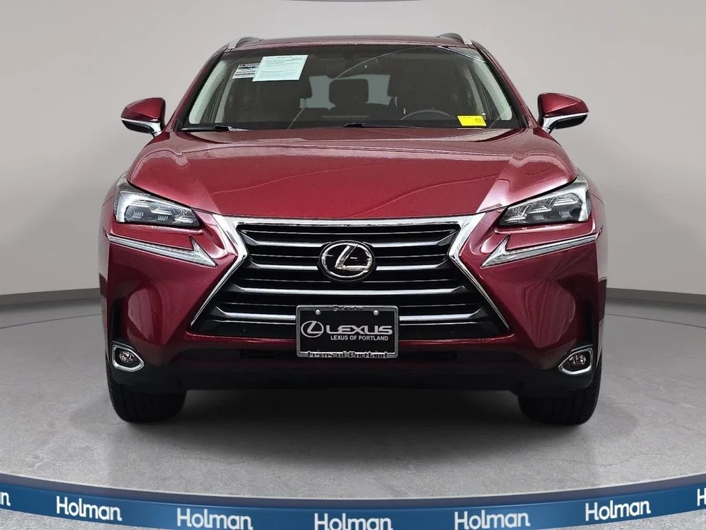 Used 2017  Lexus 200t F Sport image 3