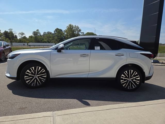 New 2026 Eminent White Pearl Lexus PREMIUM PLUS image 32