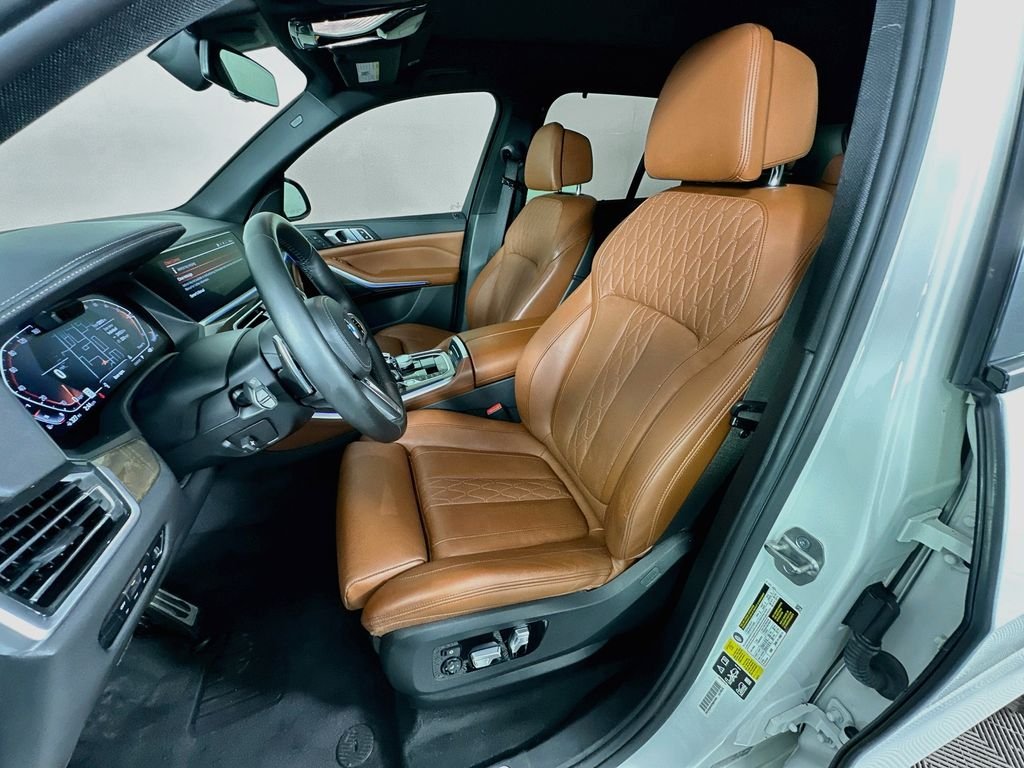 Used 2022 Alpine White BMW xDrive40i image 21