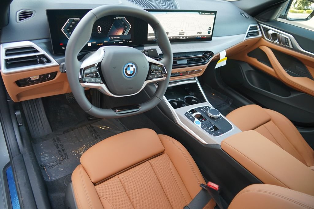 New 2026 Skyscraper Grey Metallic BMW xDrive40 image 12