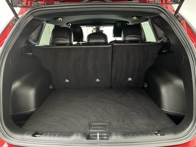 Used 2025 Red Hot Pearlcoat Jeep Trailhawk image 26