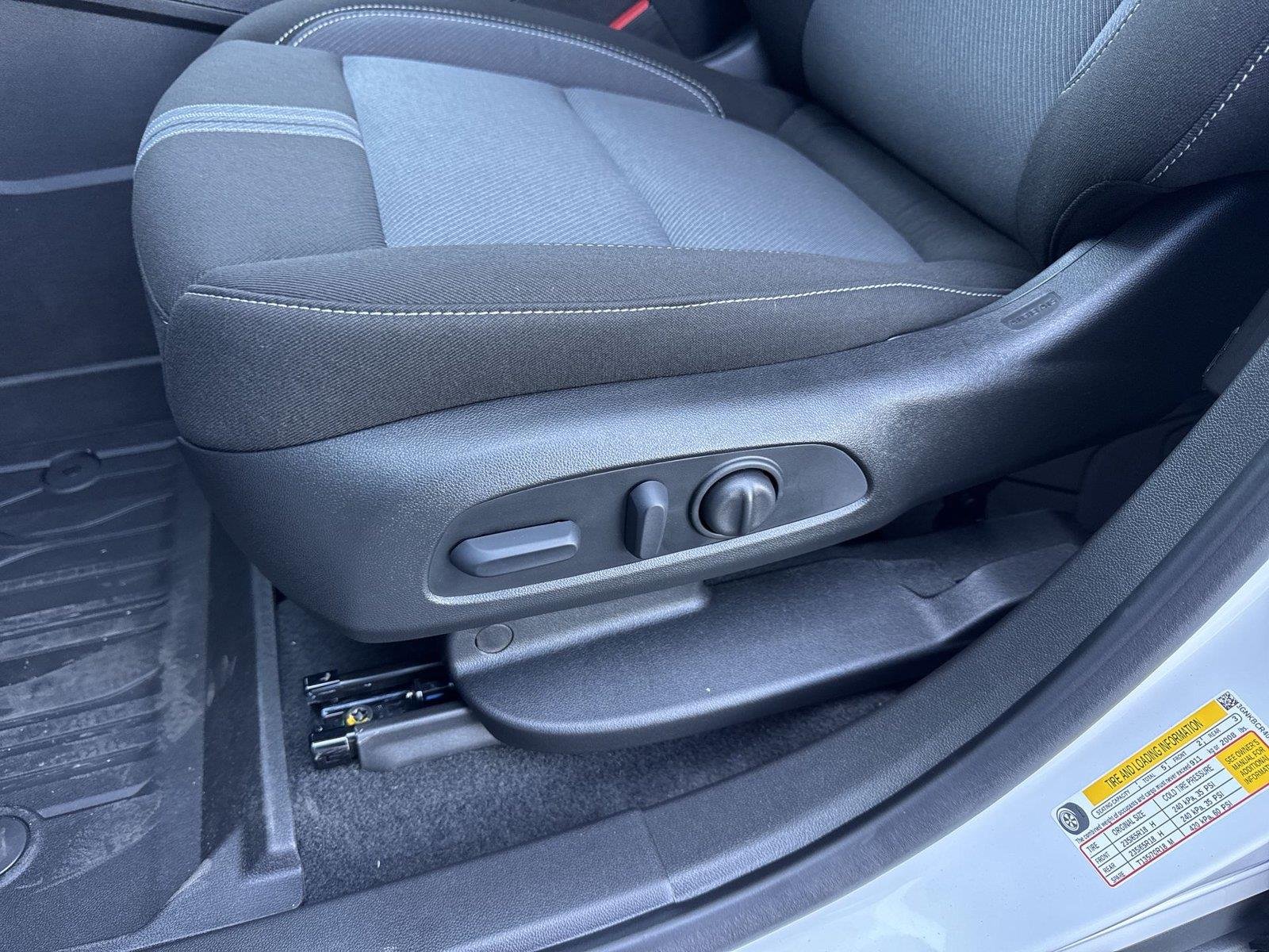 New 2026 Summit White Chevrolet 2LT image 23