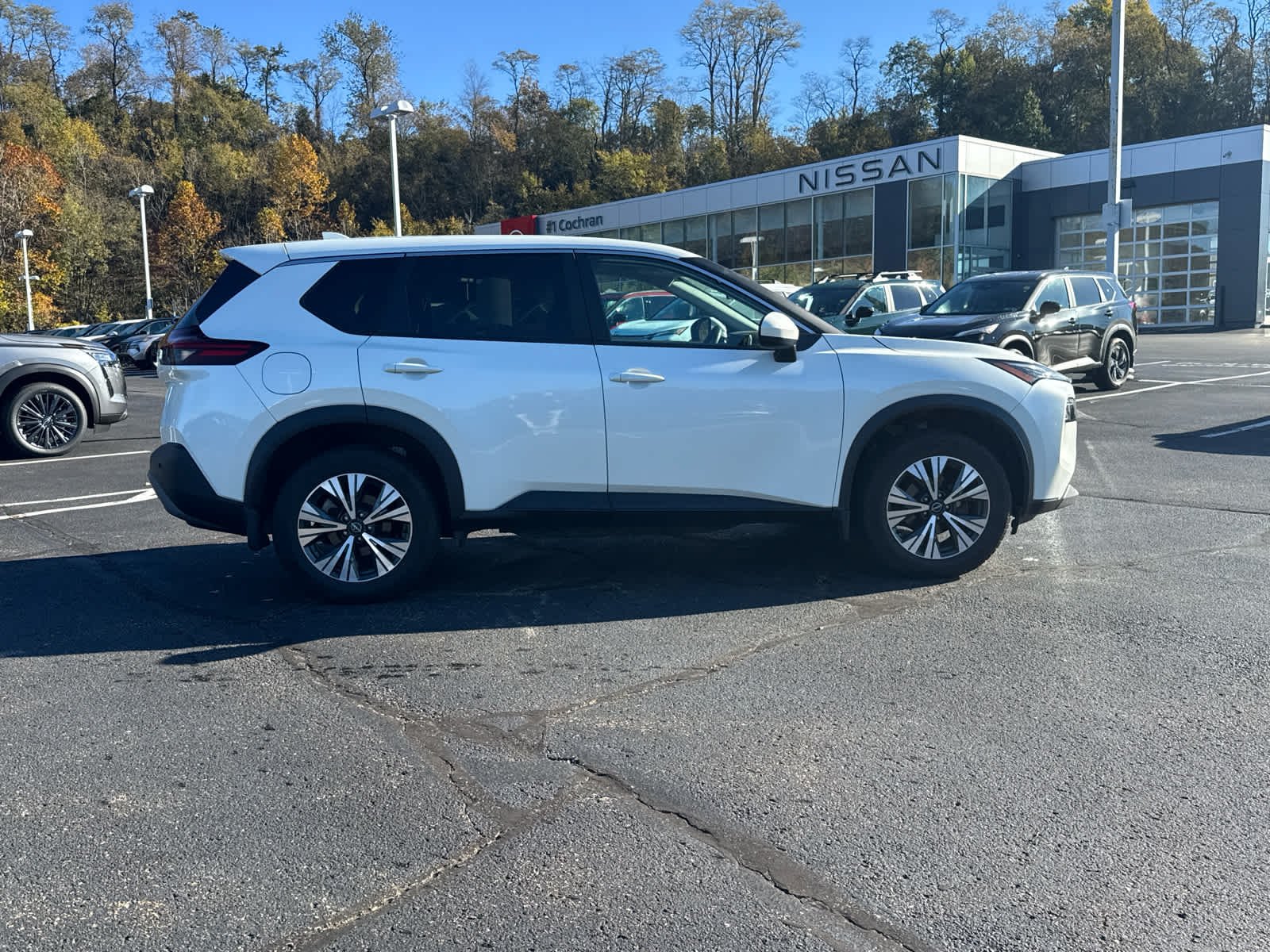 Certified Used 2023 Pearl White Tricoat Nissan SV image 5