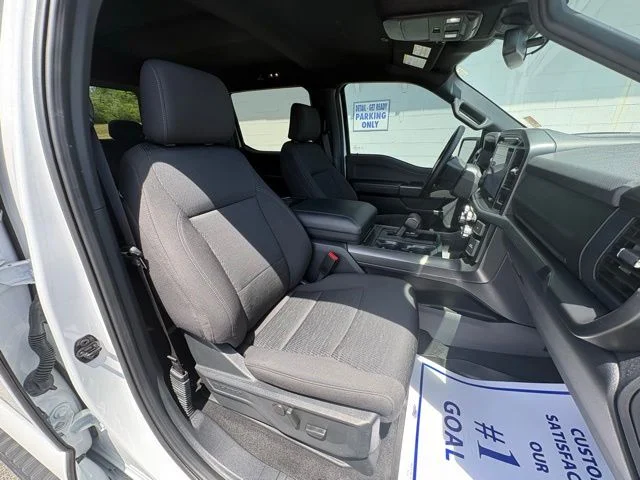 Used 2024 White Ford XLT image 29