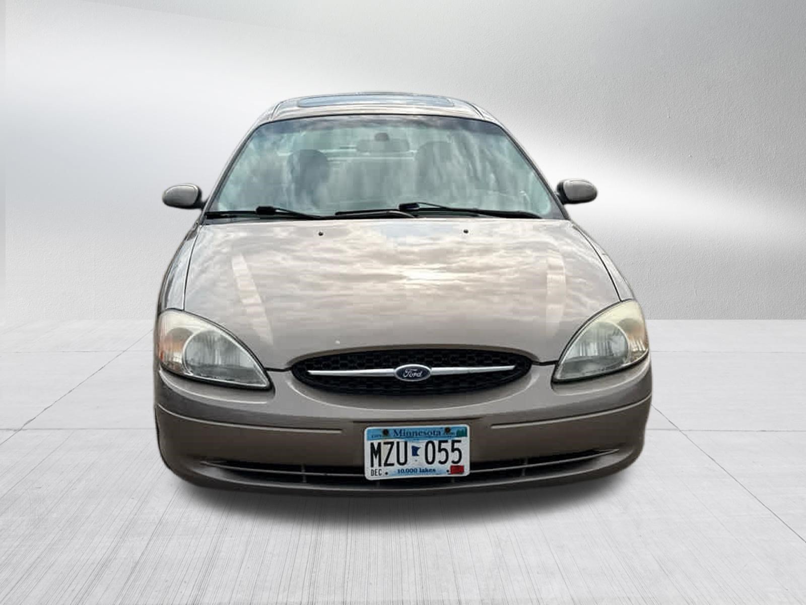 Used 2002 Ford Taurus SES with VIN 1FAFP55U22G151534 for sale in Brooklyn Center, MN