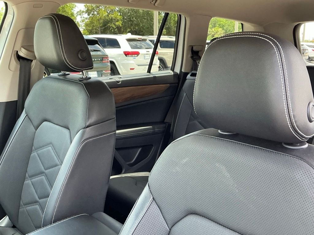 Used 2024  Volkswagen 2.0T SE w/Technology image 30