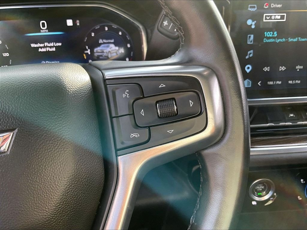 Used 2023 Gray Chevrolet LT image 23