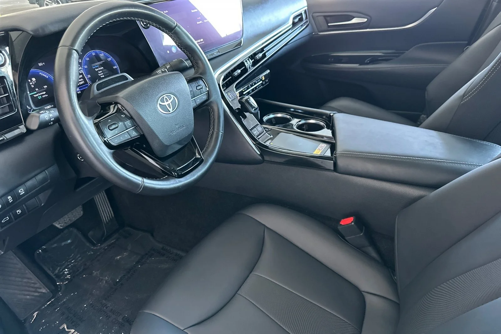 Certified Used 2025 Heavy Metal Toyota XLE image 9