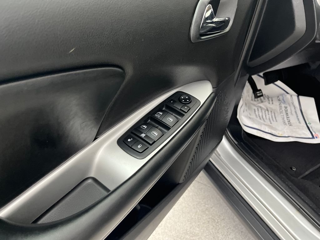 Used 2020 Silver Dodge SE image 10