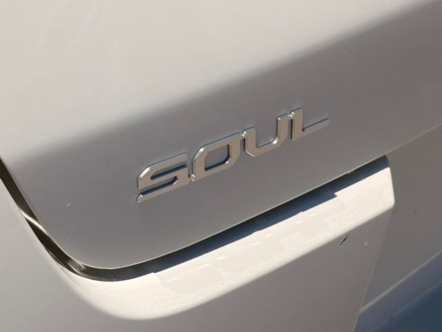 Used 2025 White Kia S image 5