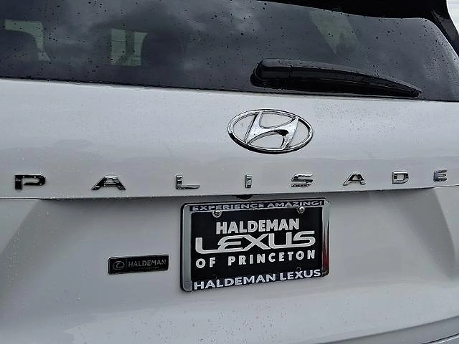 Used 2021 Hyper White Hyundai Calligraphy image 32