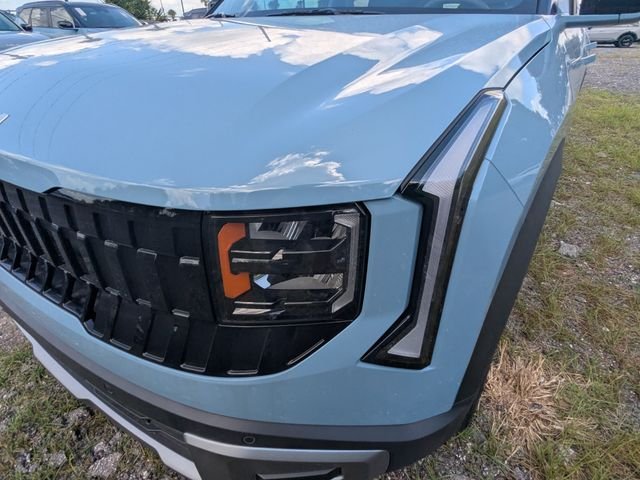 New 2027 Frost Blue Kia S image 10