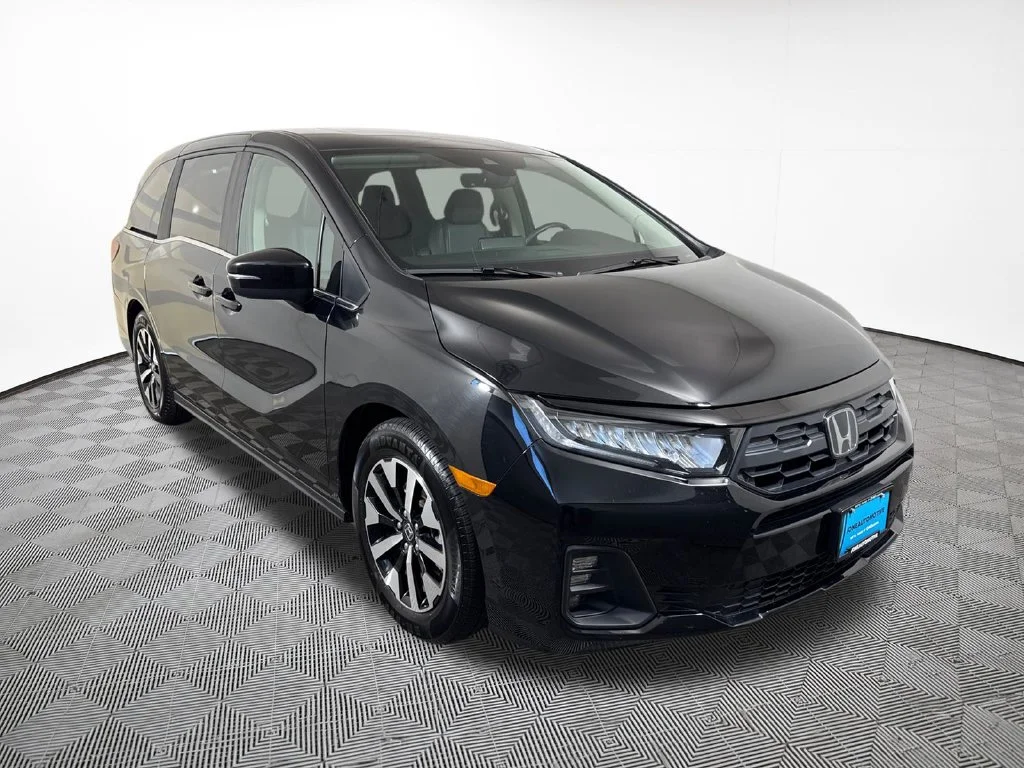 Used 2025 Black Honda EX-L image 4