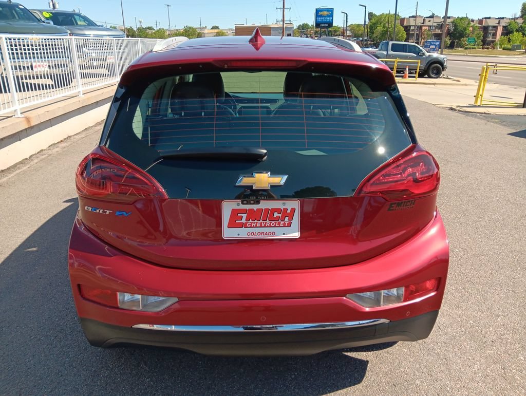 Used 2019 Includes (TUS) Black grille.) Chevrolet Premier image 4
